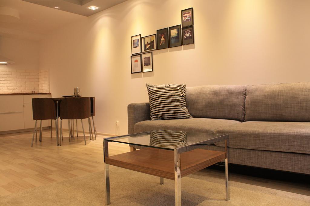 Apartament Aurora ชกลาร์สกา ปอเรมบา ห้อง รูปภาพ